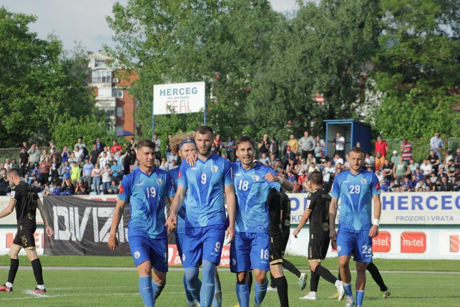 Plavi srušili prvaka i izborili opstanak